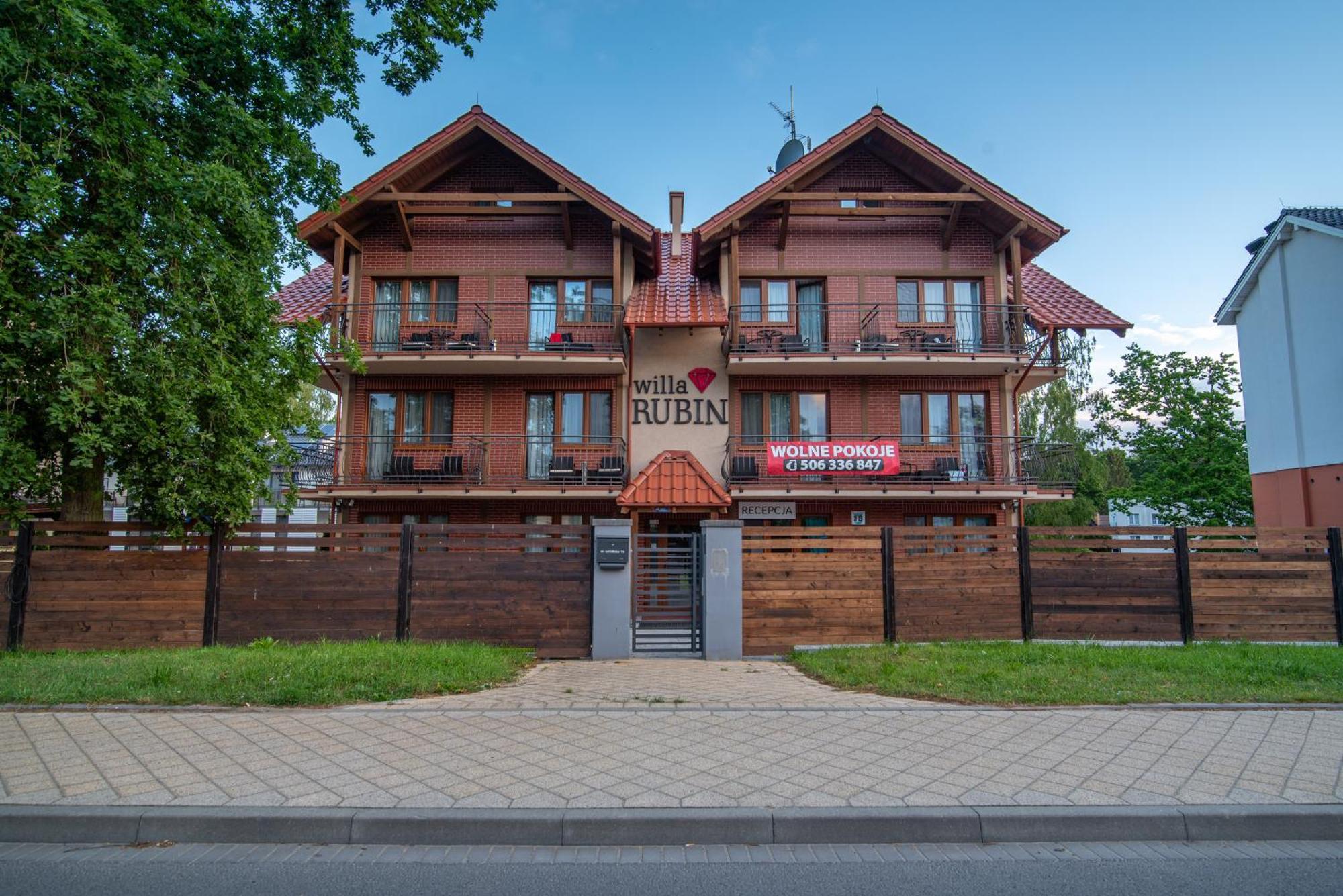 Willa Rubin Nadmorskie Apartamenty Krynica Morska Kültér fotó