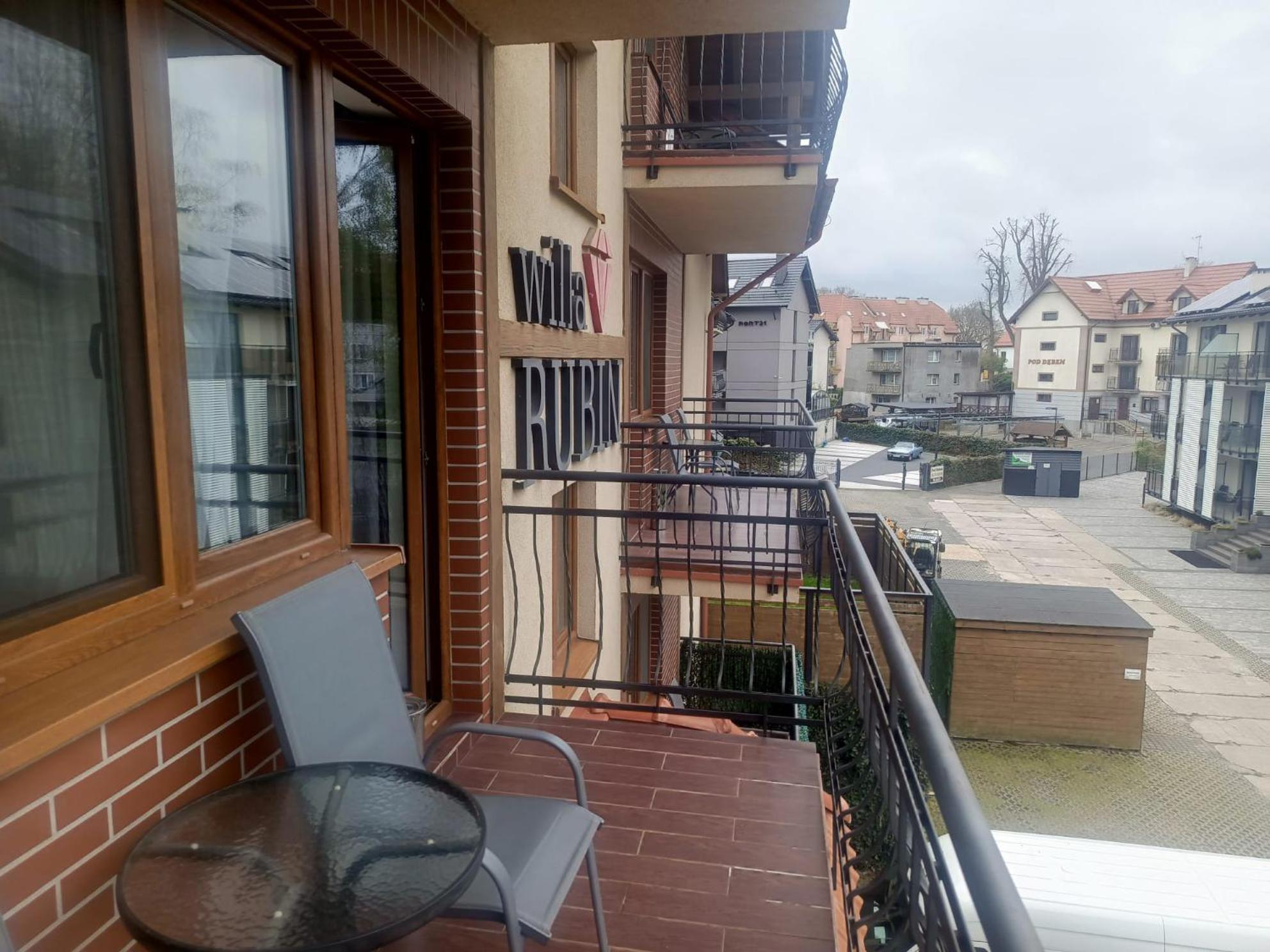 Willa Rubin Nadmorskie Apartamenty Krynica Morska Kültér fotó